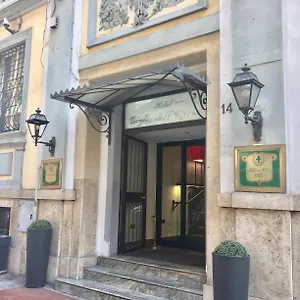 Отель Giglio Dell'opera, Рим